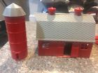 1622-100 Plasticville O-o27 Dairy Barn Kit