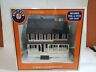 1930380 Lionel Fraser House Fully Assembled With Led Peel Stick Light
