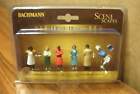 0228996 33167 Bachmann Scene Scapes Sidewalk People Scale Figures 022899331676