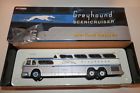 Gm4501 54405 Corgi Scale Greyhound Scenic Cruiser Pittsburgh Destination
