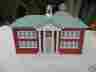 6-21382 Plasticville Lionel Bachmann Plastic O Scale School W Green Roof 10.5 5 6