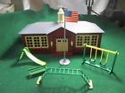 A216-b Plasticville Scale Lighted School With Playground Accessories Dxcellent Cond
