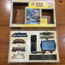 4672-b Ahm 4672 B Inch N Scale Electric Train Set Chesapeake And Ohio. Works