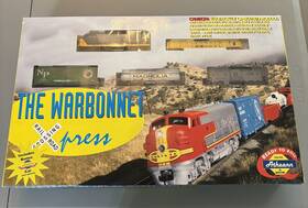 1002 Athearn 797534010055 Warbonnet Xpress Ho Scale Train Set With Bonus Car Csx F7