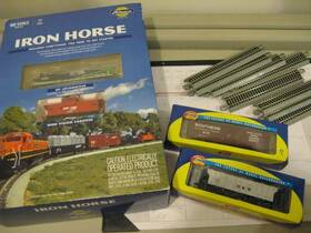 Athearn 797534293106 Norfolk Southern Iron Horse Train Set 29310 With Extra Track And Cars Ln