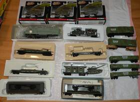 Mrr21681dccsxtp Atlas Model Power Cox Ho Scale Us Army Military Train Set Combat And M.a.s.h Unit