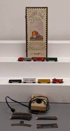 4724 Aurora Santa Fe Cannon Ball N Gauge Diesel Freight Starter Train Set Ex/box