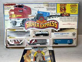 00080 Bachmann Silver Express Santa Fe Diesel Ho Train Set Vintage