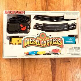 00092 Bachmann Bachman Diesel Express #00092 Ho Scale Chessie System Electric Train Set In Box