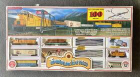00496 Bachmann Timberline Express Item No. Diesel Engine And 5 Cars Ho Set Vtg