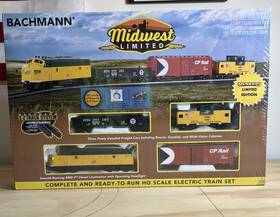 Bachmann 022899007779 Chicago Northwest Midwest Limited Ho Set Menards