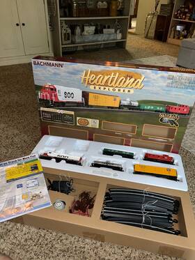 Bachmann 022899007823 Heartland Explorer 00782 Ho Train Set Used Once No Signs Or People