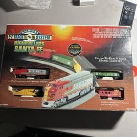 24003 Bachmann Santa Fe Highballer N-scale Electric Train Set Ez Track System