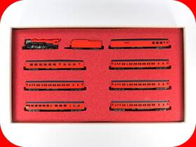 8503 Con-cor 5406 N Scale Nyc Cardinals Train Locomotive And Passenger Set - Ltd