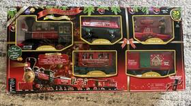 885-012 Eztec Santa Express G Gauge Christmas Train Starter Set 35pc Lights Sound