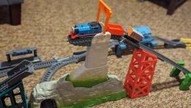 Fisher-price 887961030402 Thomas Train Friends Trackmaster Deluxe Avalanche Escape Set Complete Loop Xtras