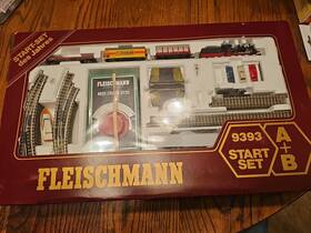 Fleischmann 005575093934 N 9393 Start Set A B Inch See Notes