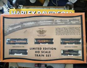 Harley-davidson Ho981 Harley-davidson Limited Edition Ho 1 87 Starter Train Set Analog Dc