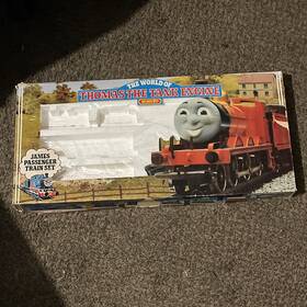 R094 Hornby James Passenger Train Set From The World Of Thomas Tank Engine Box Only