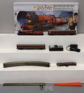 R1234m Hornby Oo Hogwarts Express Train Set Ln/box