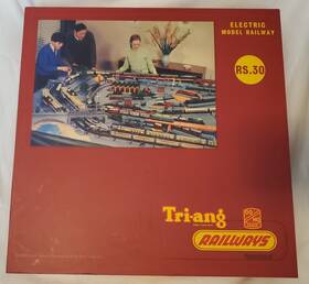 R1285m Hornby Tri-ang Railways Remembered Rs30 Crash Train Set Oo Gauge
