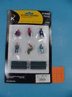K-42304 Scale Sitting People With Benches Figures Set