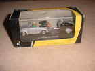 K-94427 Kruisers Beetle Cabriolet With Caravan