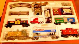 K-line 040369013204 Vintage 1993 Truevalue 0-27 Gauge Electric Train Set Untested As Is
