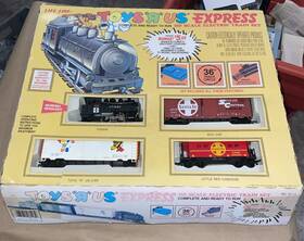 Life-like 077071081139 Vintage 1985 Toys Inch R Us Express Ho Scale Electric Train Set By