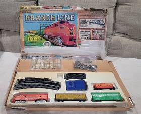 Life-like 077071087544 Branch Line Ho Scale Electric Train Set No. 8754 Southern Pacific