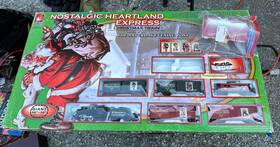 433-8993 Life-like Trains Ho Scale Gauge Saturday Evening Post Christmas Train Set