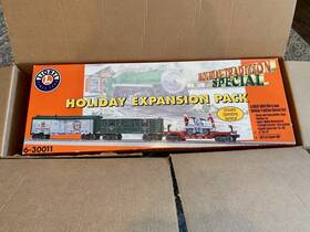 6-30011 Lionel 023922300119 Box Only- Trains Christmas Holiday Freight Expansion Pack O-gauge
