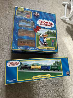 Lionel 023922301901 O Gauge Thomas And Friends Ready-to-run O-gauge Remote Set Andexpansion