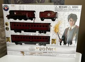 Lionel 061462374678 Harry Potter Hogwarts Express Mini Model Train Set
