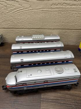 18936 Lionel Amtrak Set With #8936 Alco Diesel Engine And 3 Passenger Cars