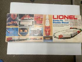 6-1489 Lionel Santa Fe Double Diesel Freight Set Excellent Condition