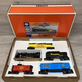 6-21936 Lionel The Looney Tunes Express Train Set Video