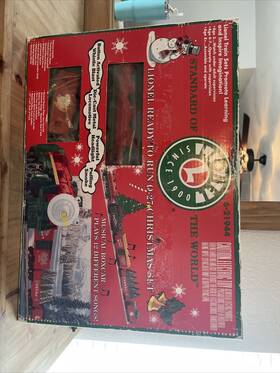 6-21944 Lionel O27 Gauge Christmas Train Set With Musical Boxcar Smoke Lights Rare