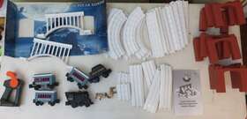 7-11371 Lionel The Polar Express Battery Power Little Lines Toy Train Playset