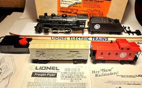9-1658 Lionel Vintage Electric Train Set Townhouse Tv And Appliance O Gauge Rare