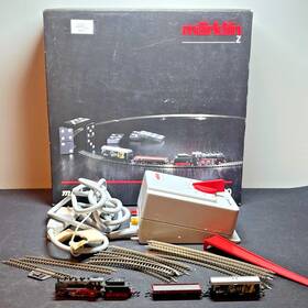 81560 M Rklin Z Scale Marklin Rare Starter Set Loco And Tender With Track 220v Controller