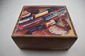 8900 M Rklin Marklin #8900 Z Scale Mini-club 0-6-0 Locomotive 4 Car Set With Track