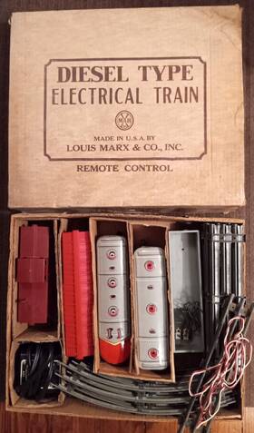 8922 Marx Monon Tin Litho Diesel Freight Train Set W 2 Locos 3 Plastic Cars Box