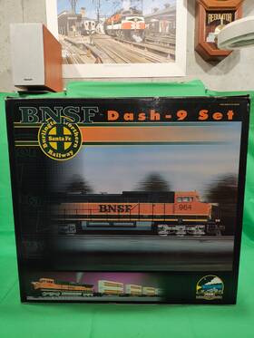 20-2172-1 Mth # Dash-9 Stack Train Set