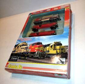 C44-9w New-ray 093577081855 Newray Railroadn Santa Fe Train Set Diecast Pre-owned