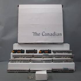210006 Rapido Trains Ho Scale Via Rail The Canadian Diesel Train Set Ln/box