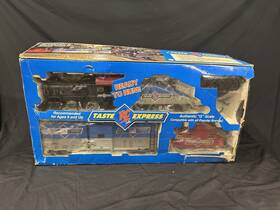 Rc Cola 1297 G Scale Electric Train Starter Set With Locomotive Tender Box Car Caboose