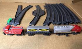 Remco 050163180002 1990 Santa Fe Freight All Aboard Railroad Train Set Vintage 3 Car With Track