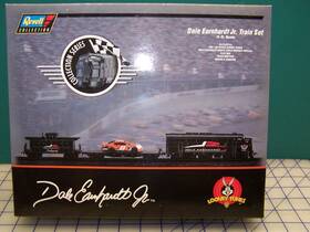 Revell 781317183562 Collection Series Dale Earnhardt Jr Train Set Looney Tunes In Box