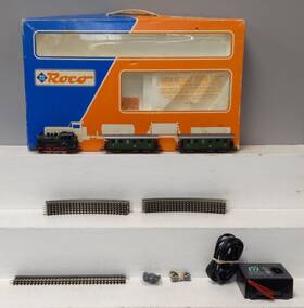 41044 Roco Ho Scale Deutsche Bahn Db Steam Locomotive And Passenger Set/box